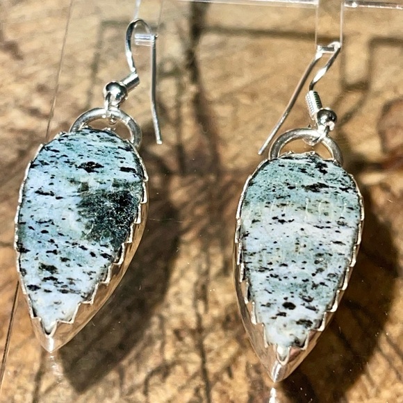 K2 Jasper in Granite Earrings 2" - Picture 3 of 9